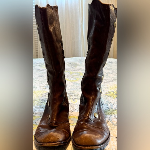 Jessica Bennet leather boots - Picture 2 of 11